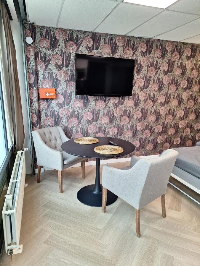 Mooie 14 Cn In Center Apartment *